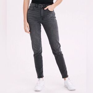 AMERICAN EAGLE | Washed Black Mom Jeans Size 6 Short